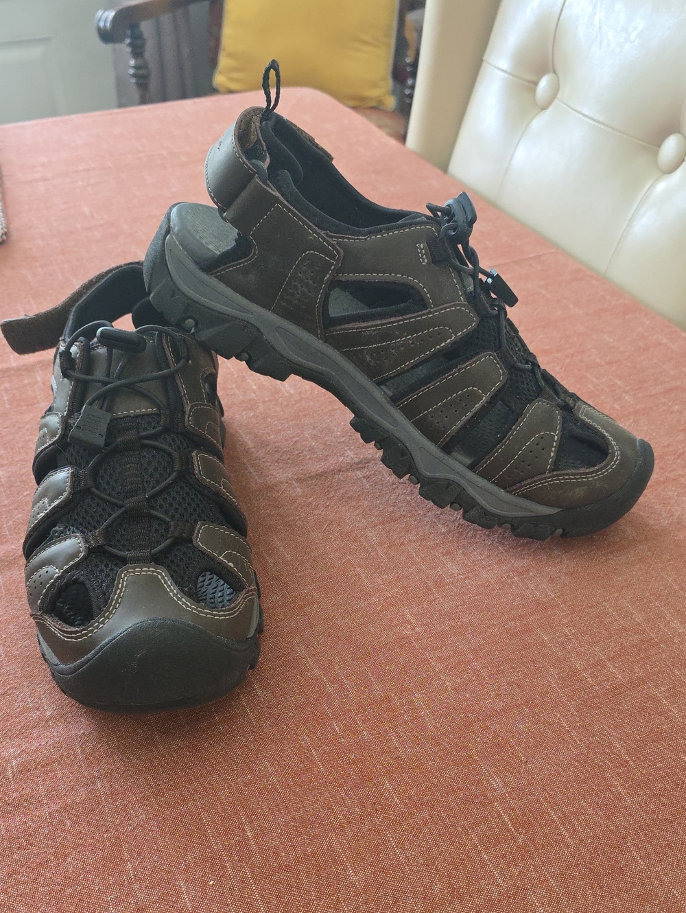Eddie Bauer Men's Brown and Black Outdoor Trail Sandals